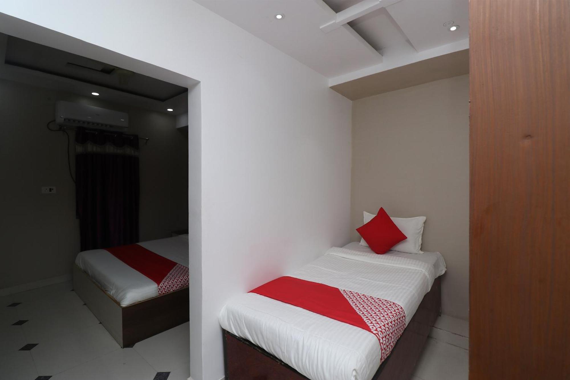 Hotel O Swastik Resort Colonelganj Exterior photo