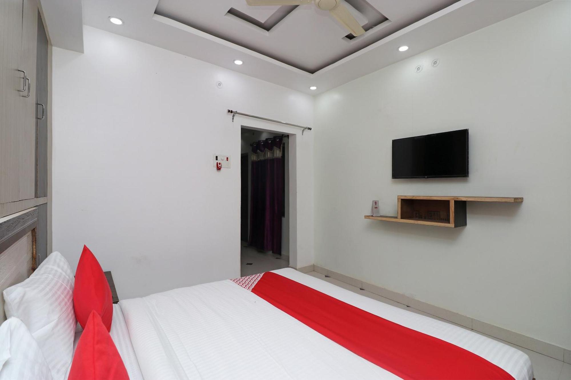 Hotel O Swastik Resort Colonelganj Exterior photo