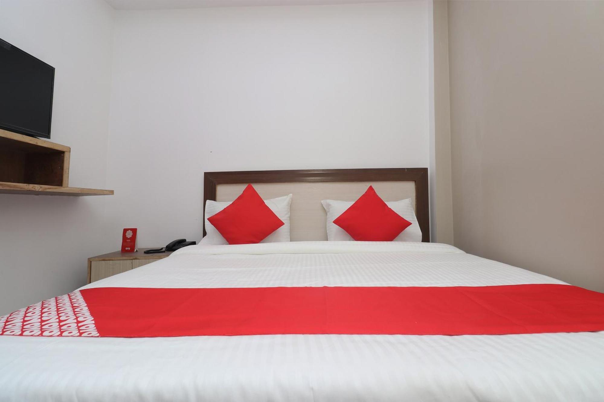 Hotel O Swastik Resort Colonelganj Exterior photo
